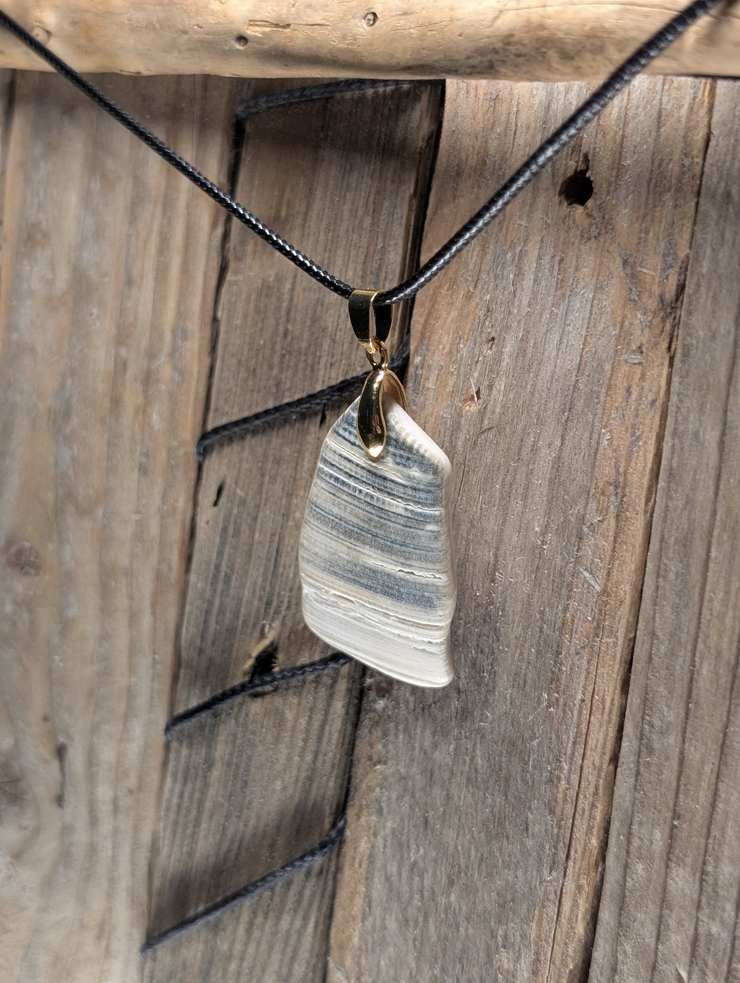 Shell Necklace Reversible