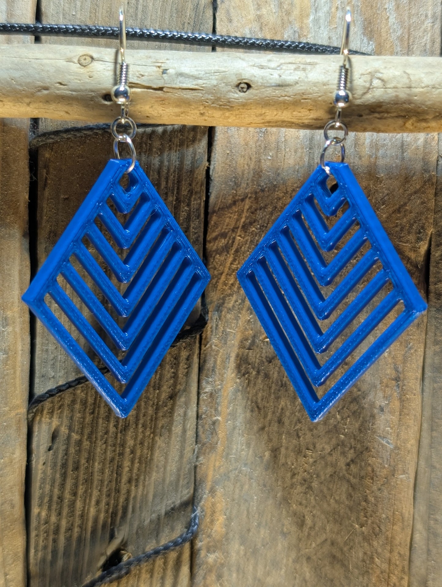Geometric Diamond Shape Earrings