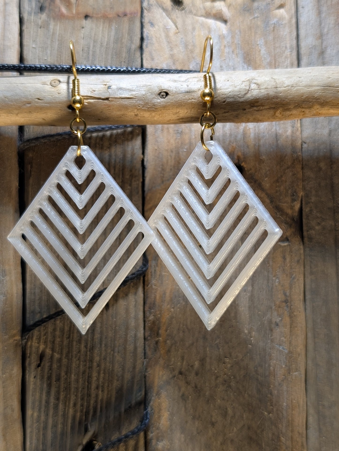 Geometric Diamond Shape Earrings