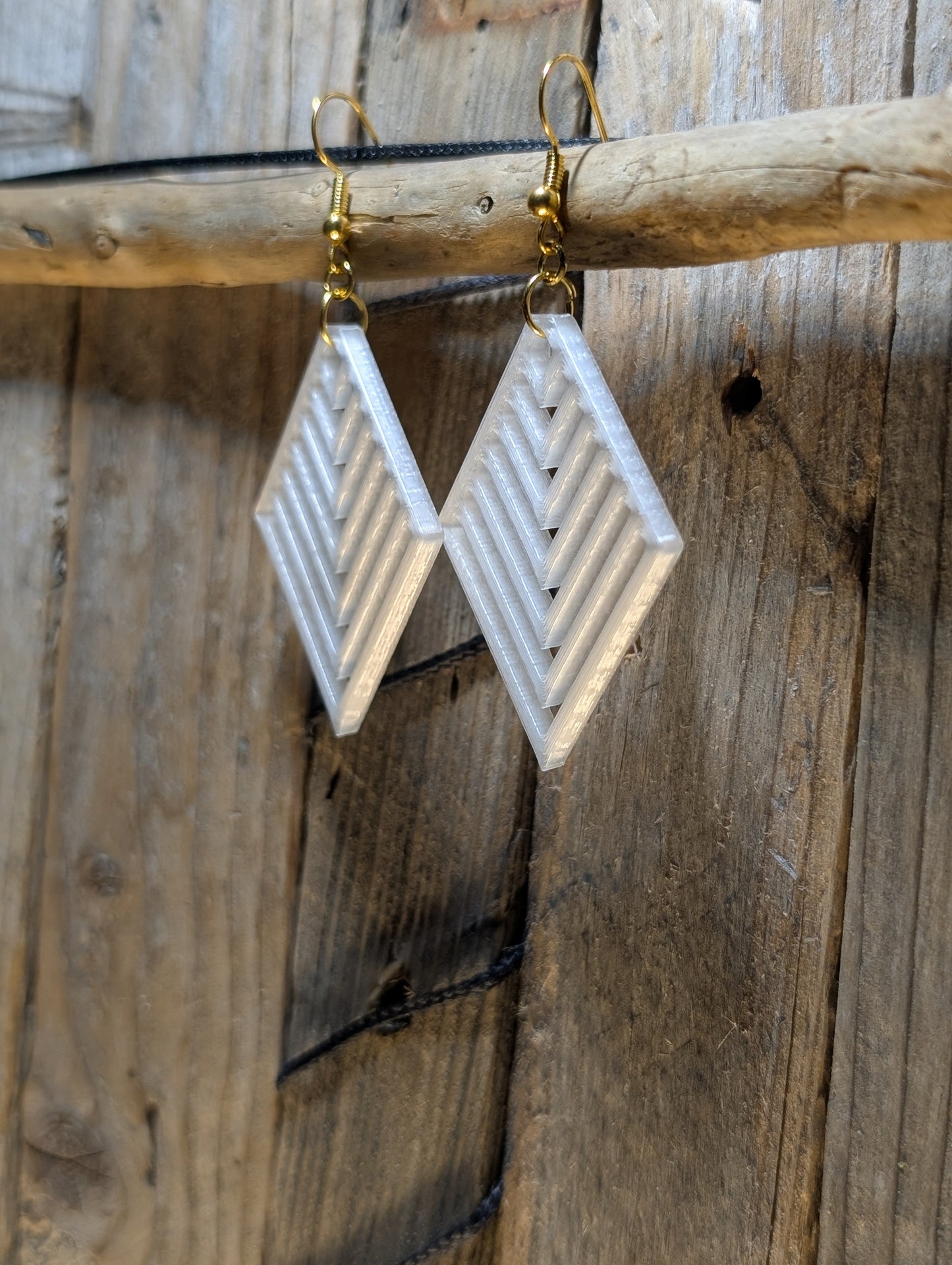 Geometric Diamond Shape Earrings