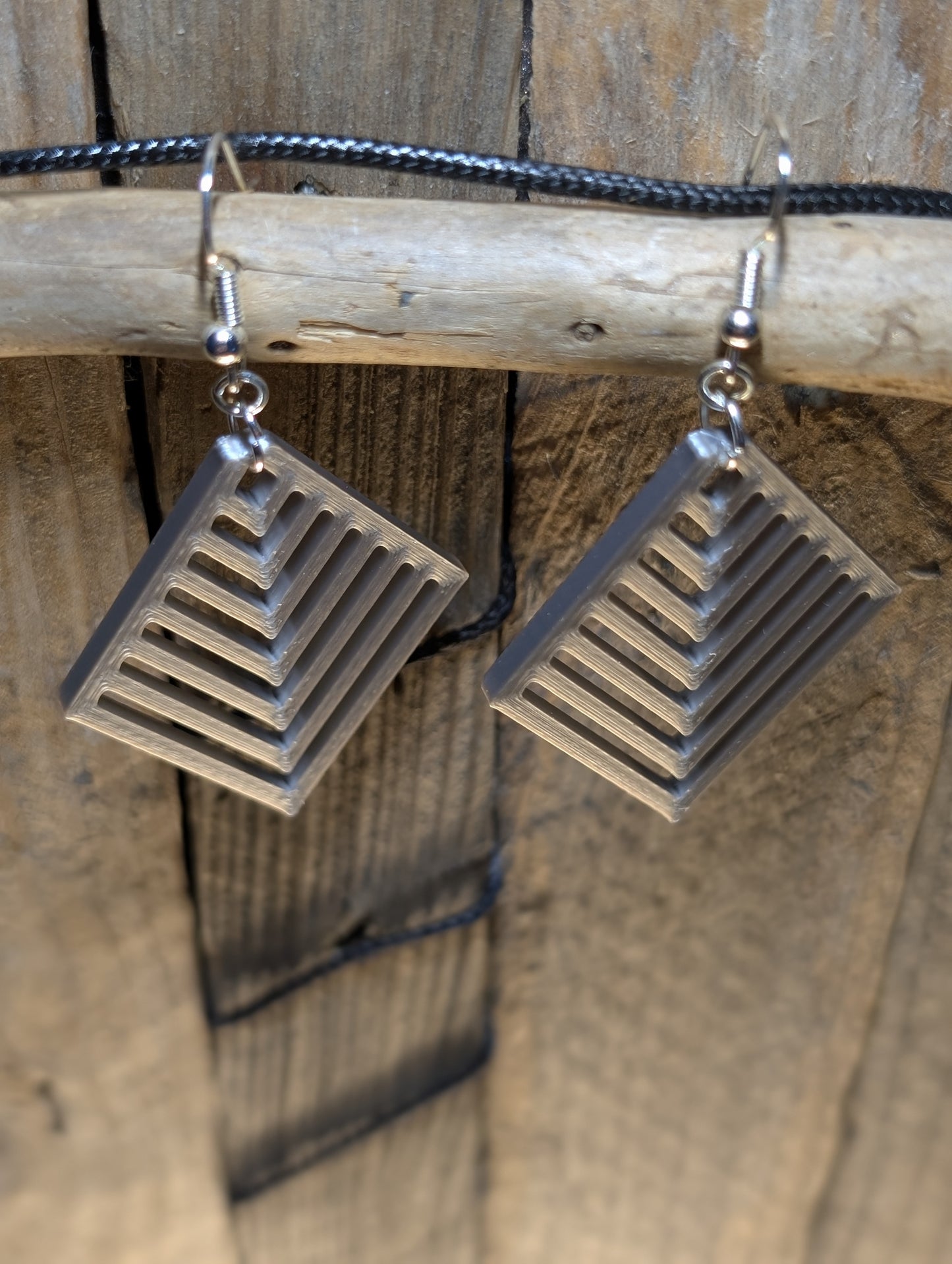 Geometric Diamond Shape Earrings