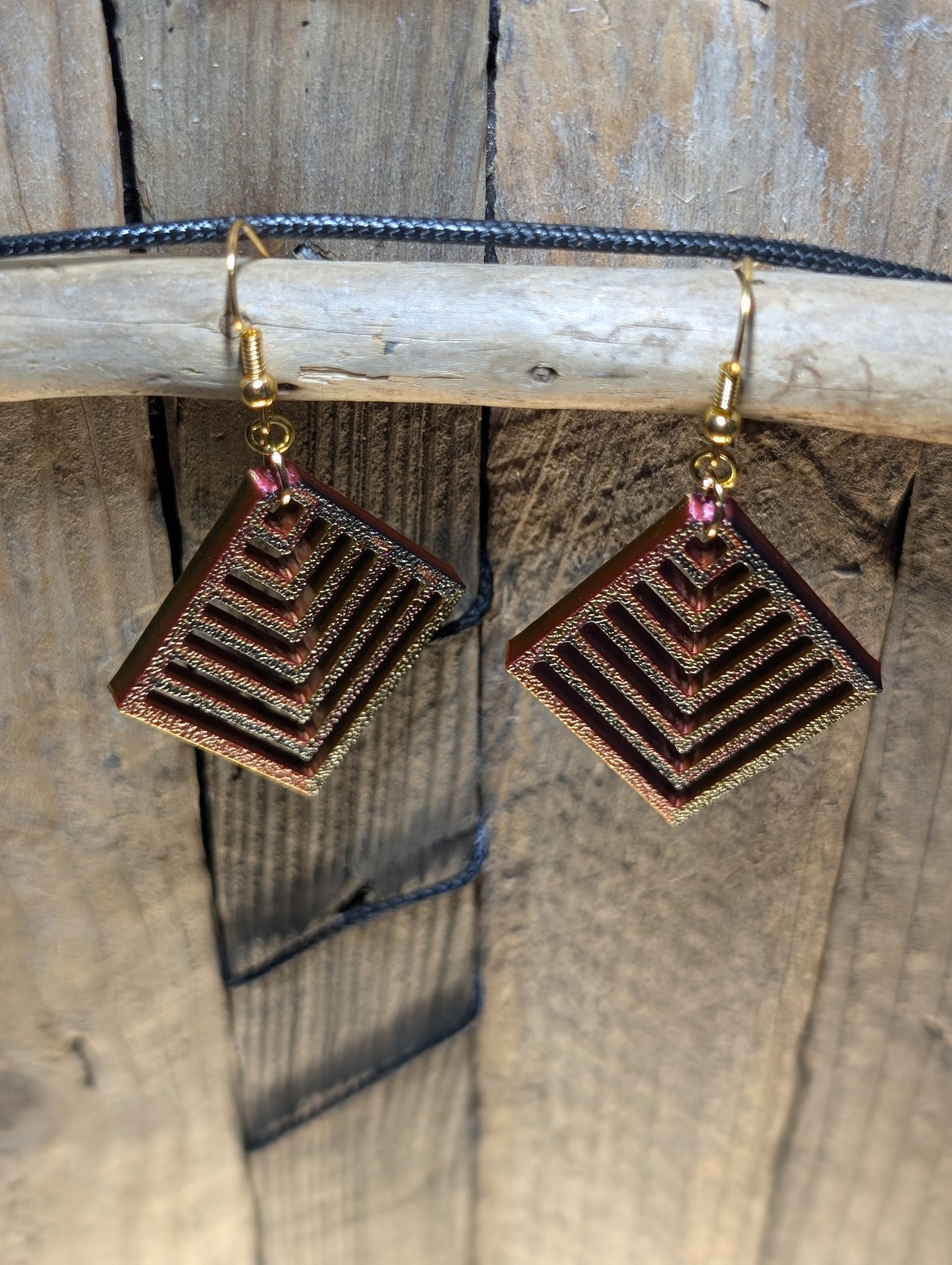 Geometric Diamond Shape Earrings